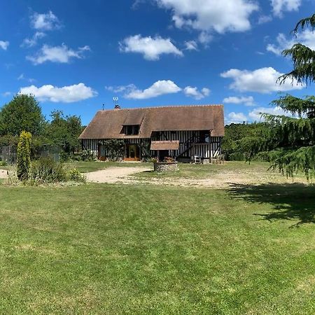 Gîte de la ferme Cour Lecoq Pierrefitte-en-Auge Exterior foto